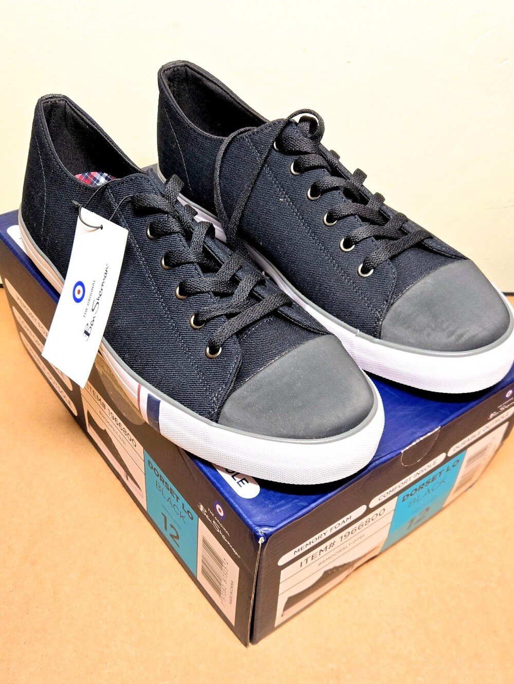 NEW Ben Sherman Men's Canvas Shoe Memory Foam Black Size 12 , Dorset Lo, Comfort